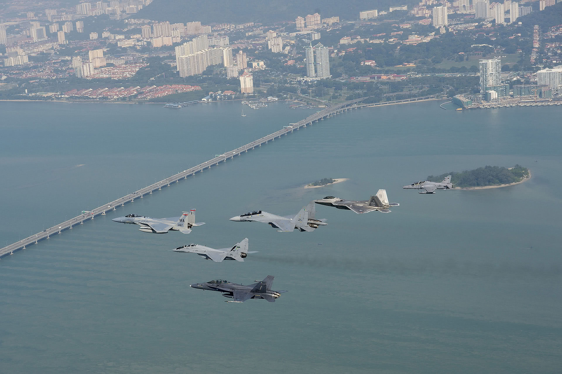 星空·综合体育