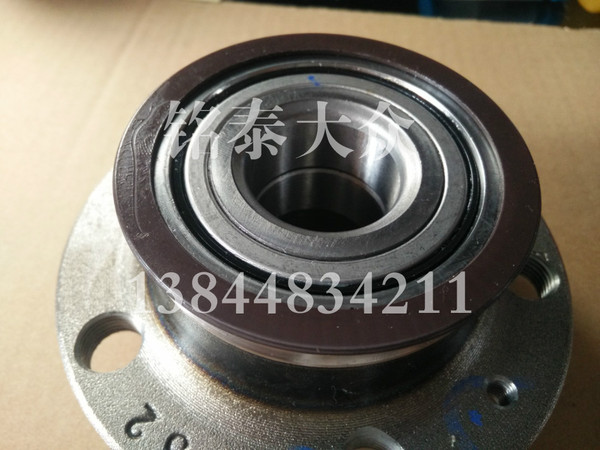 ‘星空·综合体育’要价上千!俄罗斯木质鼠标工艺品亮相(图3) 星空·综合体育